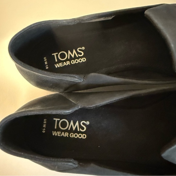 Woman’s Black Leather Loafer Tom’s Size 10 - Picture 7 of 8
